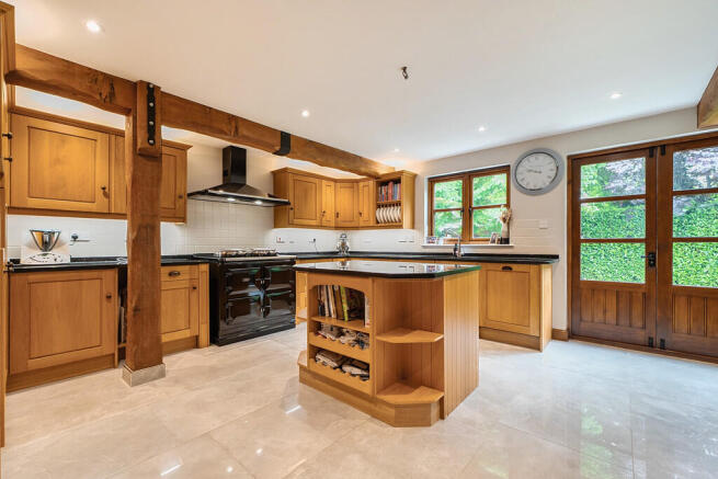 Kitche/Breakfast ...