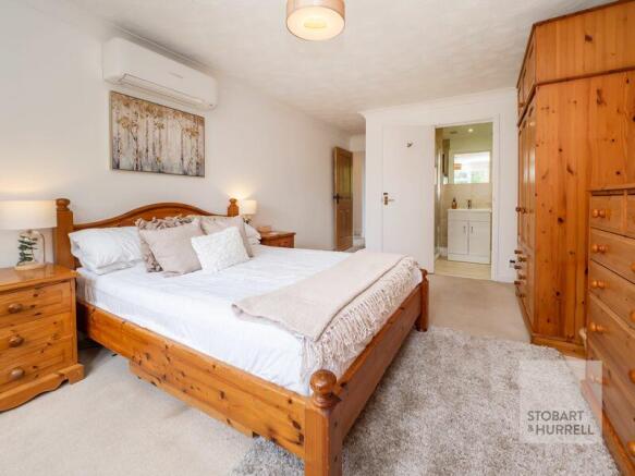 Bedroom To En-Suite