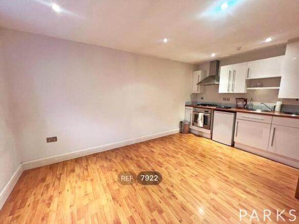 Kitchen/Living room