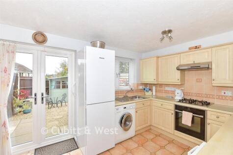 Bridge Farm Road, Uckfield, East Sussex