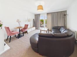 Flat 19, 30 Paveley Court, Langstone Way, Mill Hill, London NW7 1GR