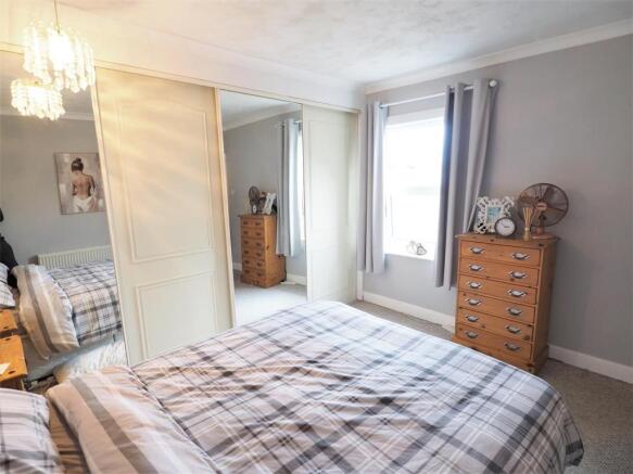 Master Bedroom 229