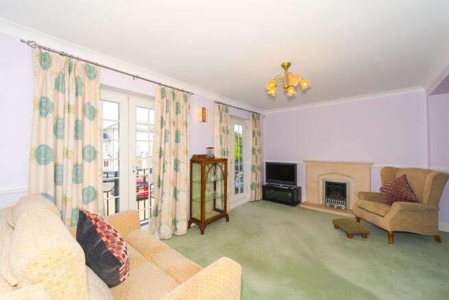 (Rightmove)  (8 of 26).jpg