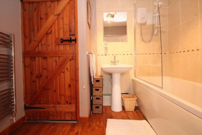 Photo 8