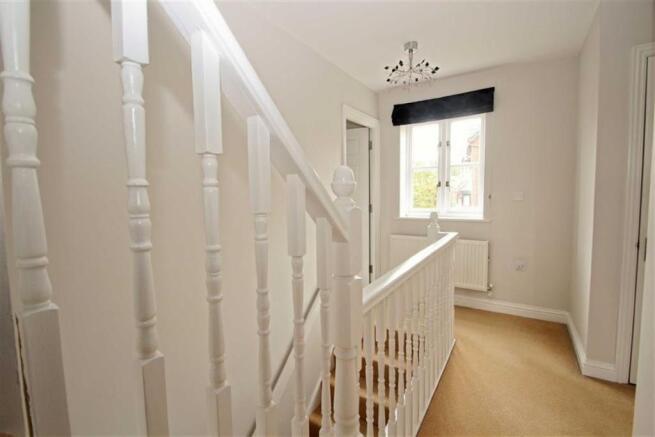 FIRST FLOOR LANDING