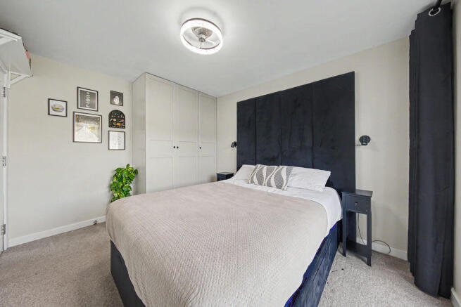 Bed2