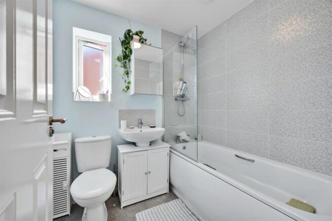Bathroom from landing.jpg