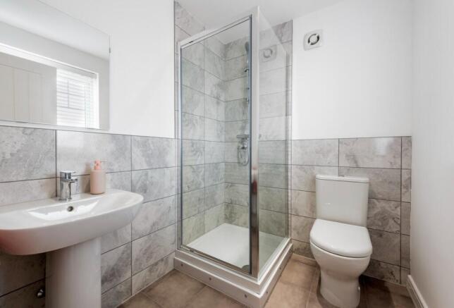 4 bed Detached for sale Image 6