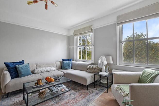 12-f188GCHMF - Flat 4 111 Grosvenor Ave - Receptio