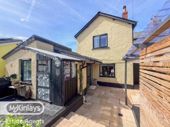 Charming Hidden Gem in the Heart of Uffculme, 2 b
