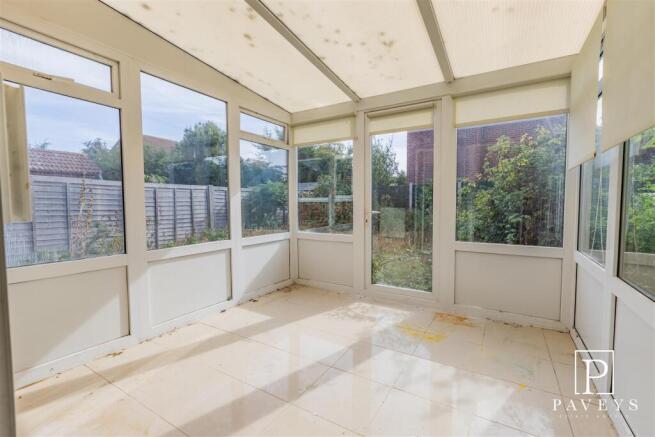 Chelmer Close, Kirby Cross, Frinton-On-Sea photo 4
