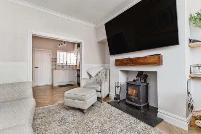 3 bed Terraced for sale Image 4