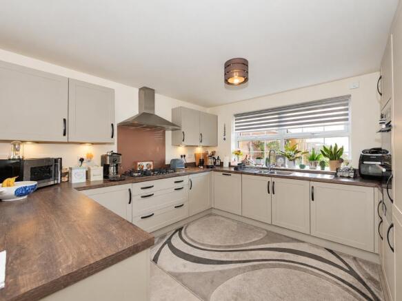 Woodhouse Close, Southport, Merseyside, PR8 5FH photo 3
