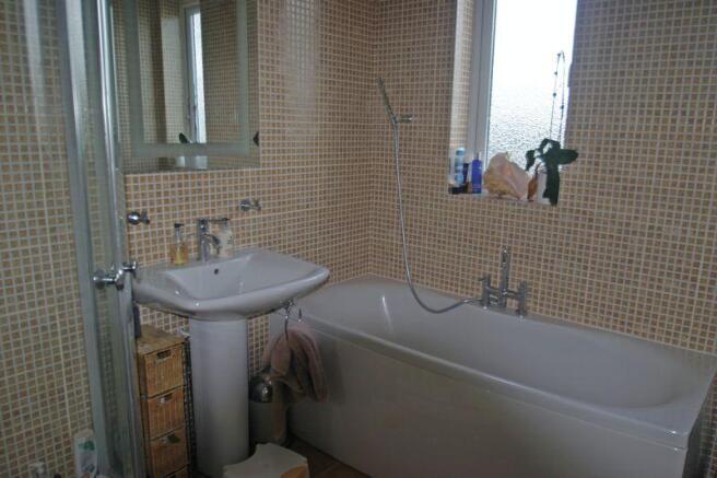 BATHROOM/W.C.