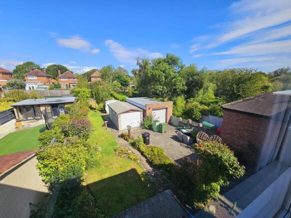 3 bed Semi-Detached for sale Image 12