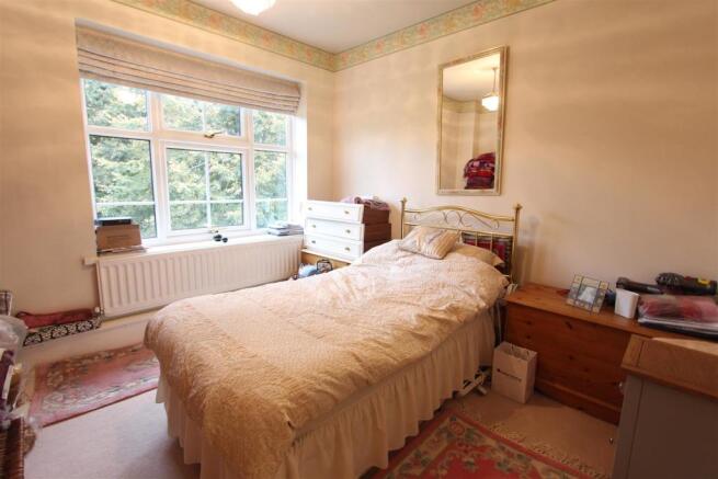 8 - Bedroom 2.JPG