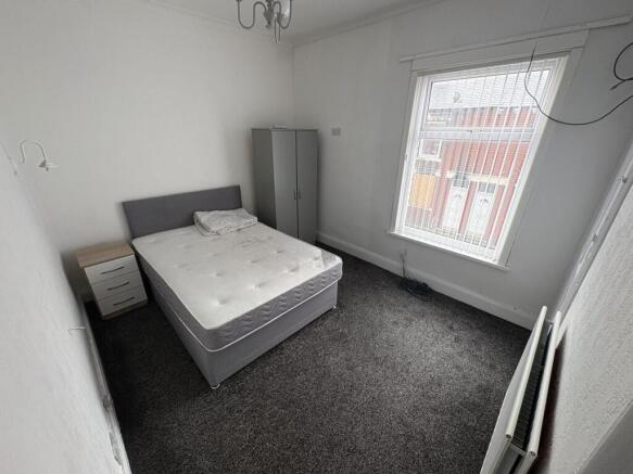 2 bed Terraced for sale Image 8
