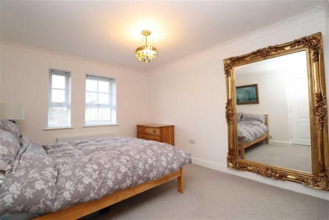 Bedroom/En-suite/WC