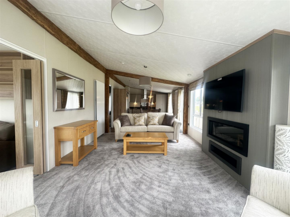 2 bed Park Home for sale Image 5