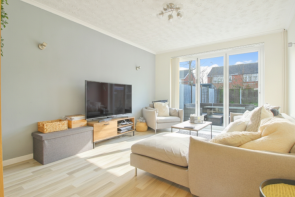 25, Shipton Drive, Uttoxeter ST14 7NJ