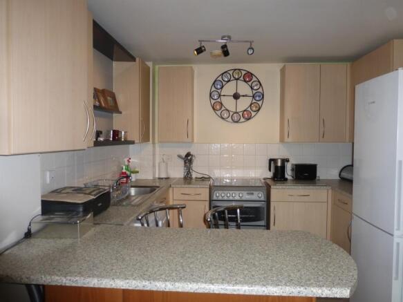 Photo 10