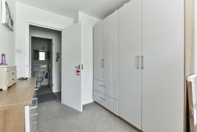 (Clean) 38 Kingswood Drive, Belmont (10 of 11).jpg