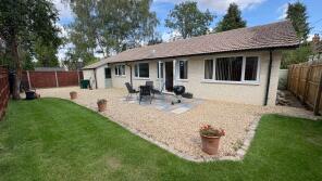 Maypole Cottage, Long Marston Road, Stratford-upon-avon CV37 8EG