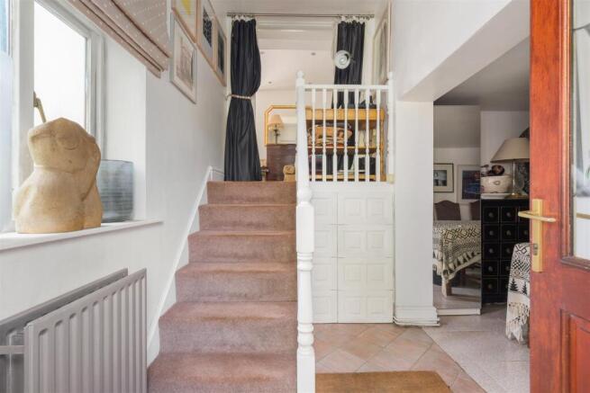 3 bed Semi-Detached for sale Image 7