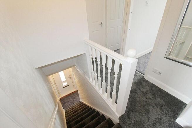 3 bed Semi-Detached for sale Image 9
