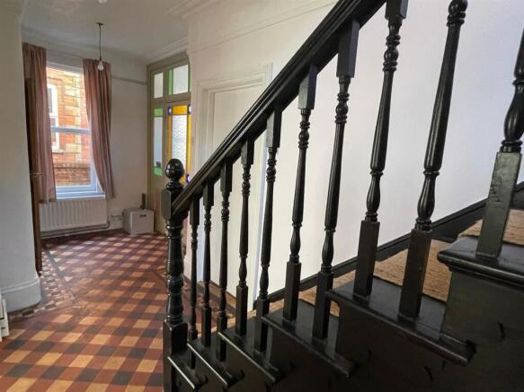 Hallway.jpg