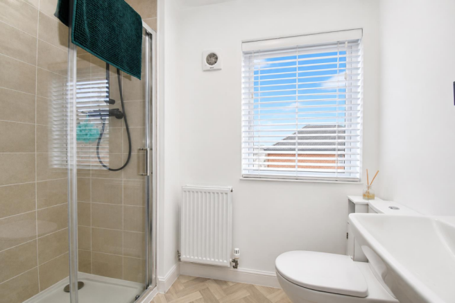 3 bed Semi-Detached for sale Image 8