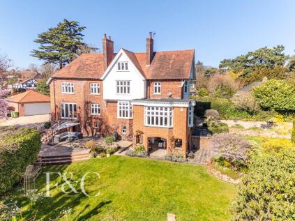 St. Catherines Road, Broxbourne, EN10