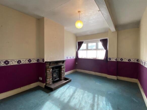 SITTING ROOM