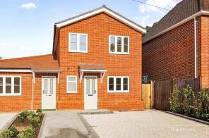 1, Lower Nursery, Sunningdale, Ascot SL5 0PA