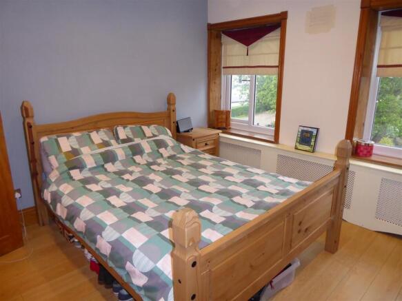 3 bed Town House to rent Image 9