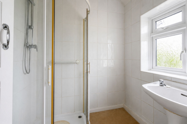 3 bed Terraced for sale Image 10