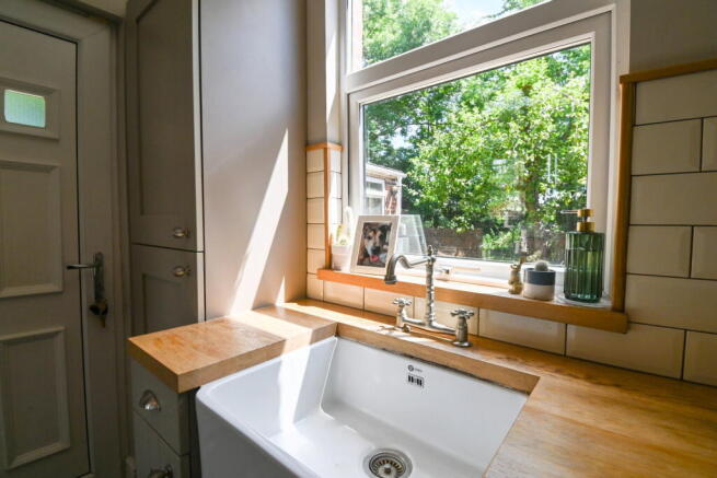 3 bed Semi-Detached for sale Image 8