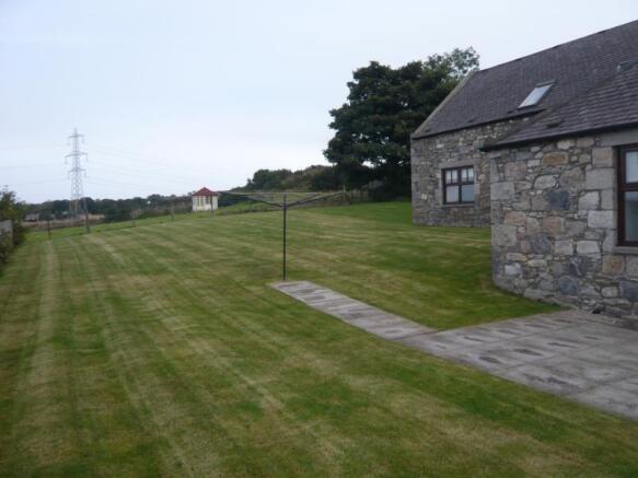 1 Gaucyhillock Steading, Newmachar - Garden at rea