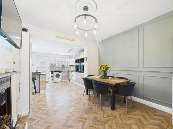 Kitchen/Dining Area