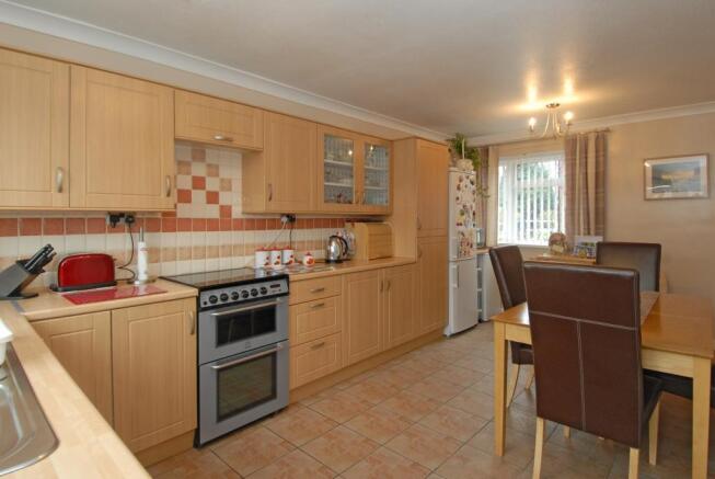Kitchen/Dining Room
