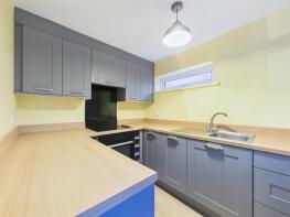 24, Hallam Court, Pembroke Road, Dronfield S18 1WN