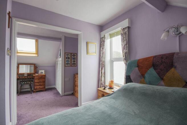Bedroom 1 (Double)