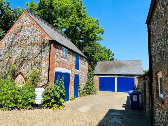 Cart Lodge & Garage