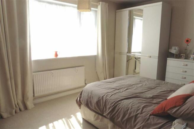 Bedroom 2 (rear)