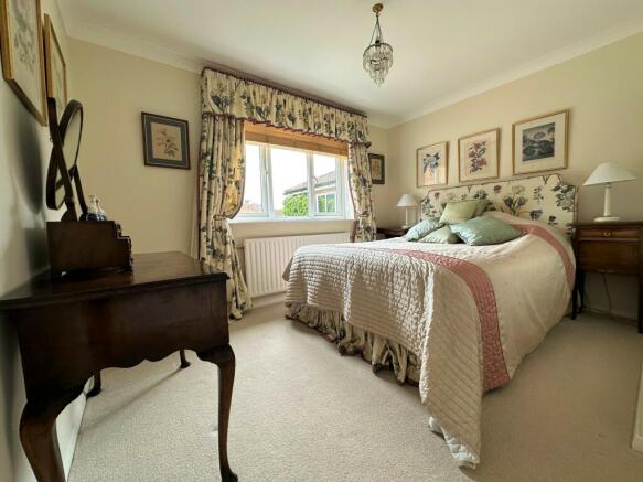 Bed 3.JPG
