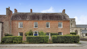 Ivy House, High Street, Warminster BA12 0ED
