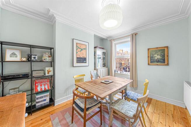 2 bed Terraced for sale Image 6