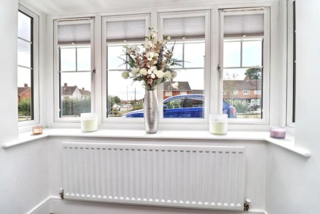 4 bed Detached for sale Image 9