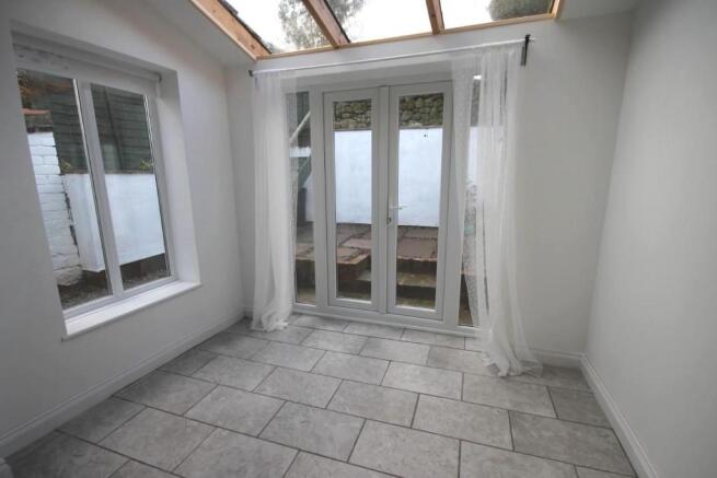 SUN ROOM/DINING ROOM