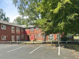 24, Arncliffe Way, Warwick CV34 5XZ